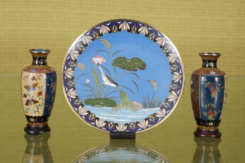 Japon Paire de vases + 1 plat