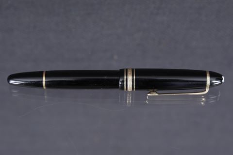 Montblanc Stylo plume Meisterstuck 146