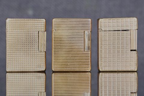 3 briquets