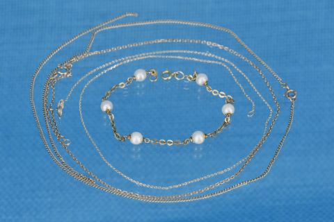 3 chaînes + 1 bracelet