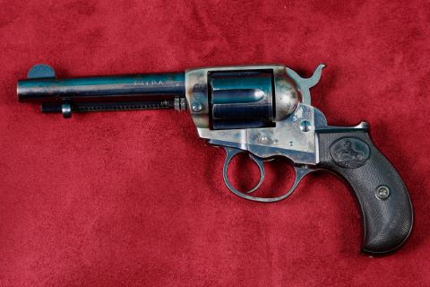 Revolver DA modèle 1877 Lightning