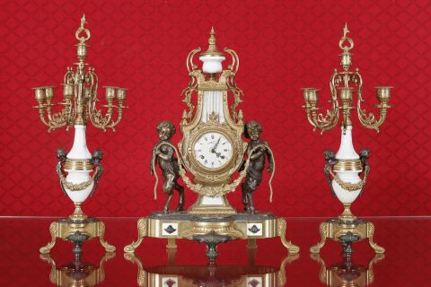 Garniture de cheminée