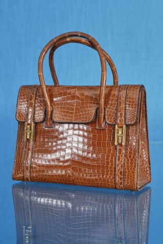 Sac à main, modèle Drag