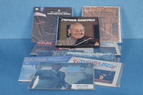 Environ 80 disques 33 tours
