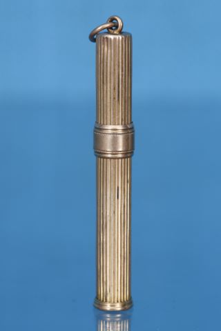 F. Bréchet (XXe siècle) Portemine cannelé