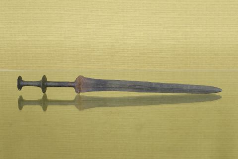 Épée courte