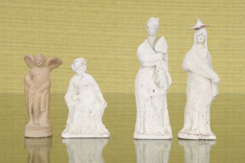 3 tanagras