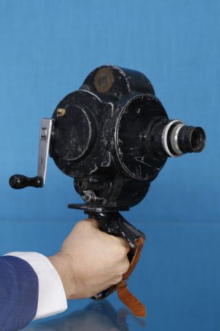 #USSR Caméra 35mm avec lecteur à ressort utilisée...