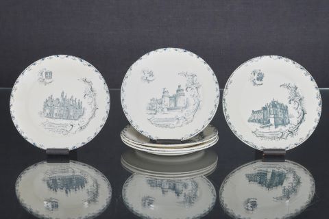 Suite de 6 assiettes
