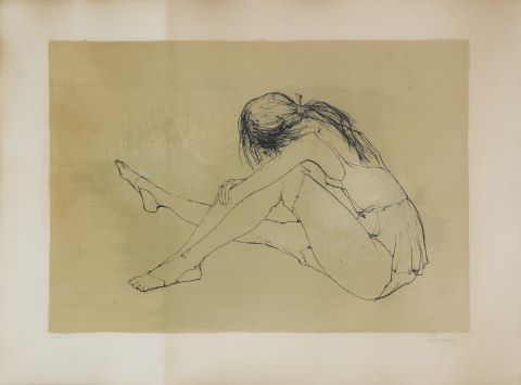 Jeune fille posant