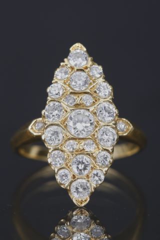 Bague marquise