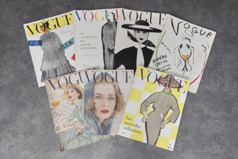 50 magazines environ