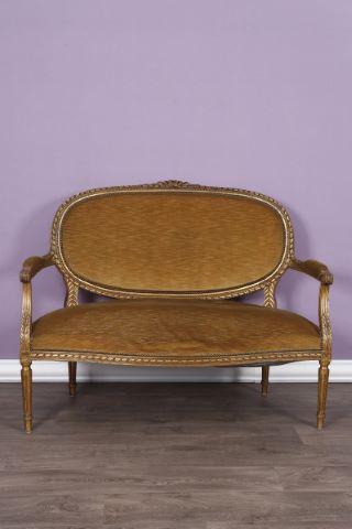 Salon de style Louis XVI