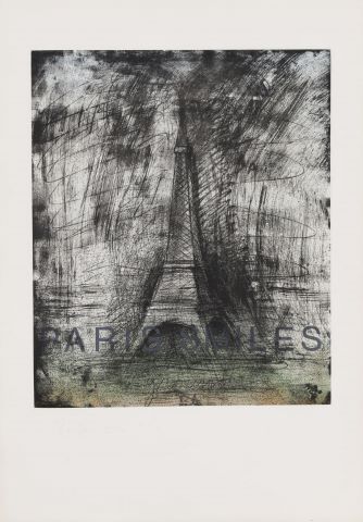 Paris Smiles in darkness