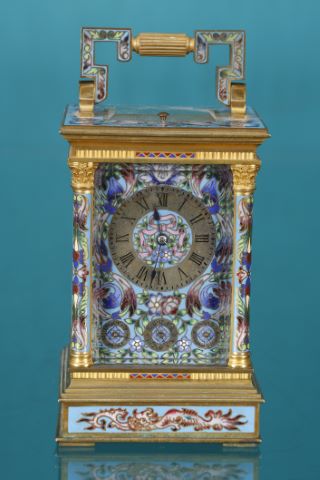Pendule de voyage à quantième