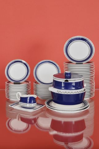 Service de table de 54 pièces, modèle Art Déco “Saphir”