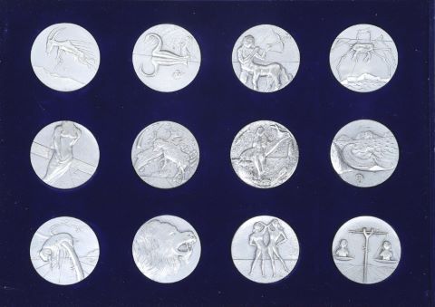 Suite de 12 médailles Signes du Zodiaque