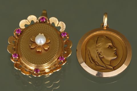 2 pendentifs