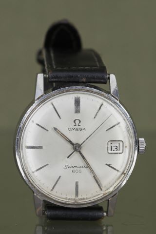Montre bracelet d’homme, modèle Seamaster 600 date
