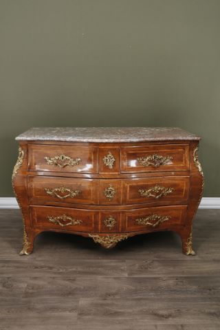 Commode tombeau