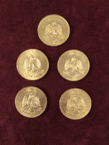 5 pièces de 50 pesos