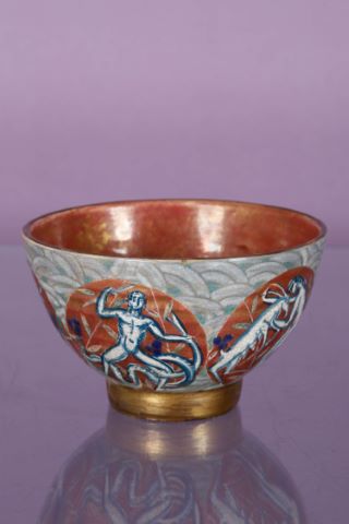 Grande coupe sur talon