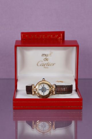 Montre bracelet de femme, modèle Must