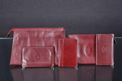 2 pochettes + 3 portefeuilles