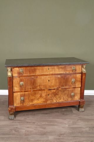 Commode