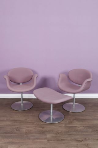 Paire de fauteuils Tulip (modèle F060) et un ottoman