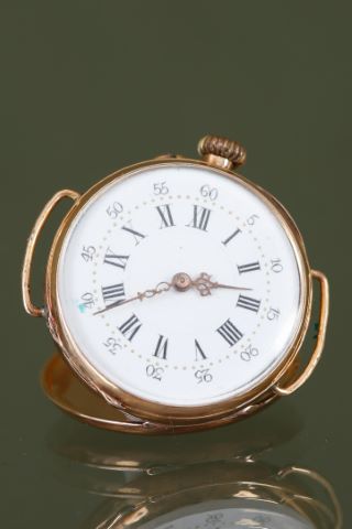 Montre de col transformée en montre bracelet