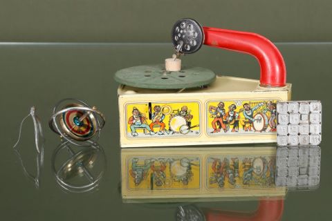 Ensemble de jouets comprenant :