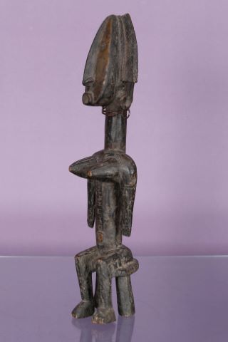 Statuette féminine