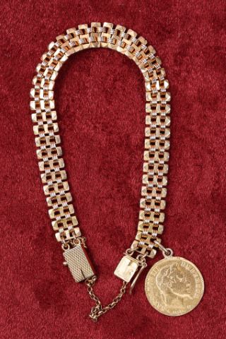 Bracelet souple à breloque