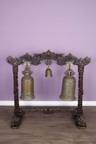 3 cloches en bronze