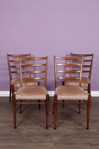 Cees Braakman (1917-1995) 4 chaises, modèle SB09