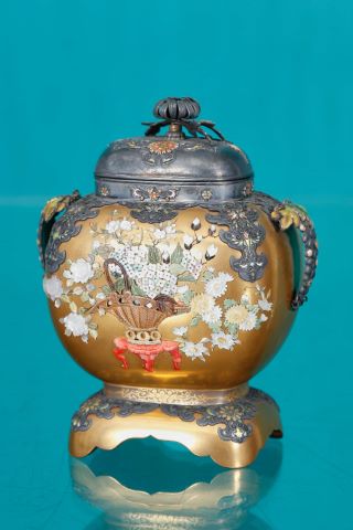 Vase shibayama Koro