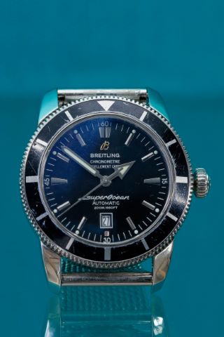Montre chronomètre, modèle Super Ocean Heritage, Réf A17320