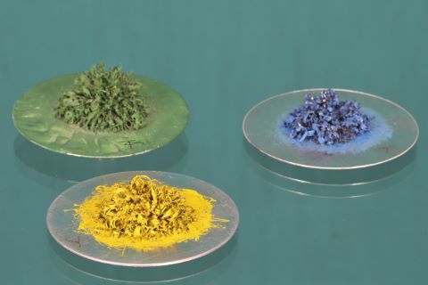 3 antigravités vert, bleu et jaune