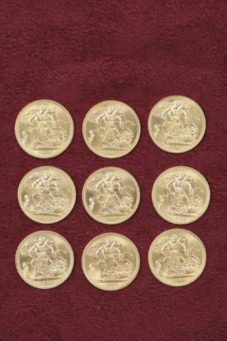 9 pièces, Souverain Élisabeth II