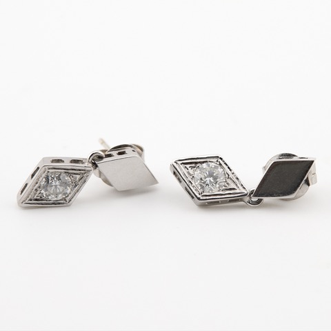 Paire de boucles d'oreilles pendantes