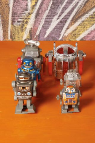 Japon et divers Mécanique Six robots